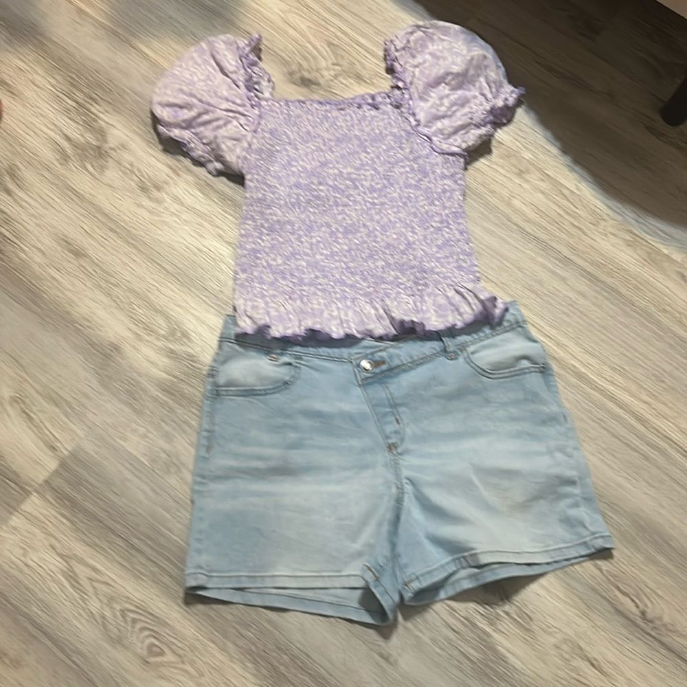 Wondernation bundle size 14-16 top and denim shorts preloved 💕